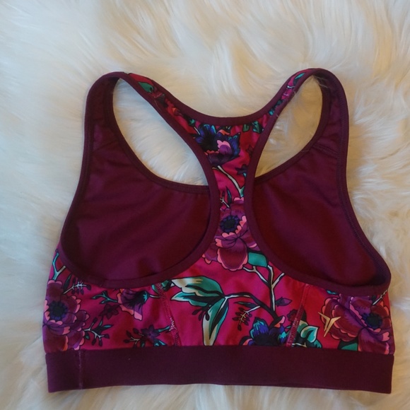 Old Navy Active Sports Bra - Picture 3 of 5